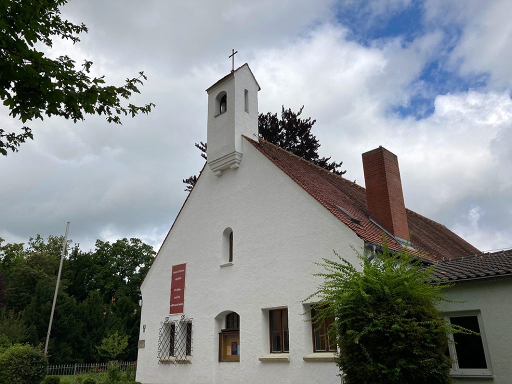 Außenansicht der Erlöserkirche