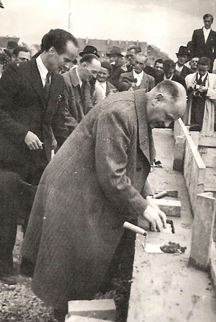 Historisches Bild der Grundsteinlegung Gedächtnissiedlung